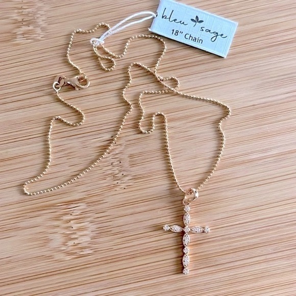 Brand New Bleu Sage 14K Gold Plated Sterling Silver 18" Chain Cross Necklace - Picture 12 of 12